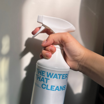 THE WATER THAT CLEANS